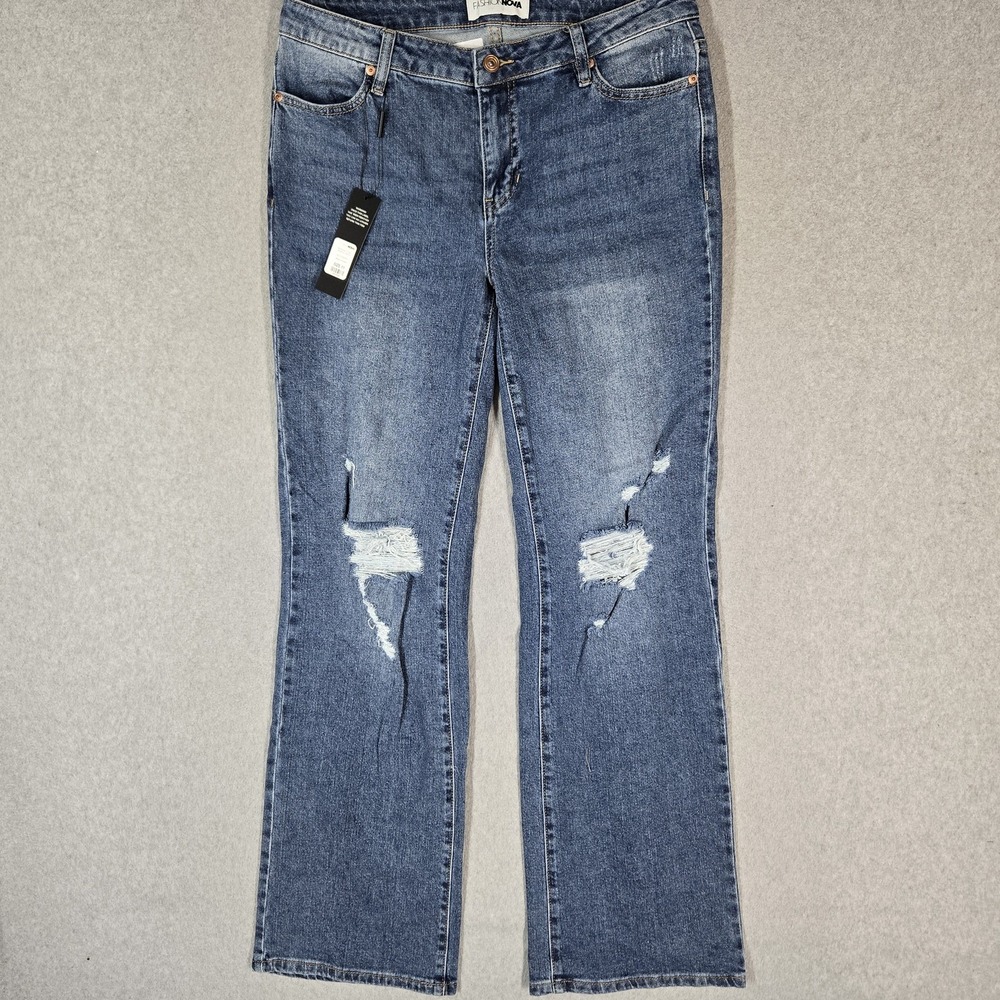 Fashion Nova Juniors Jeans 11 Blue Denim Bootcut Distressed 32" Inseam NWT